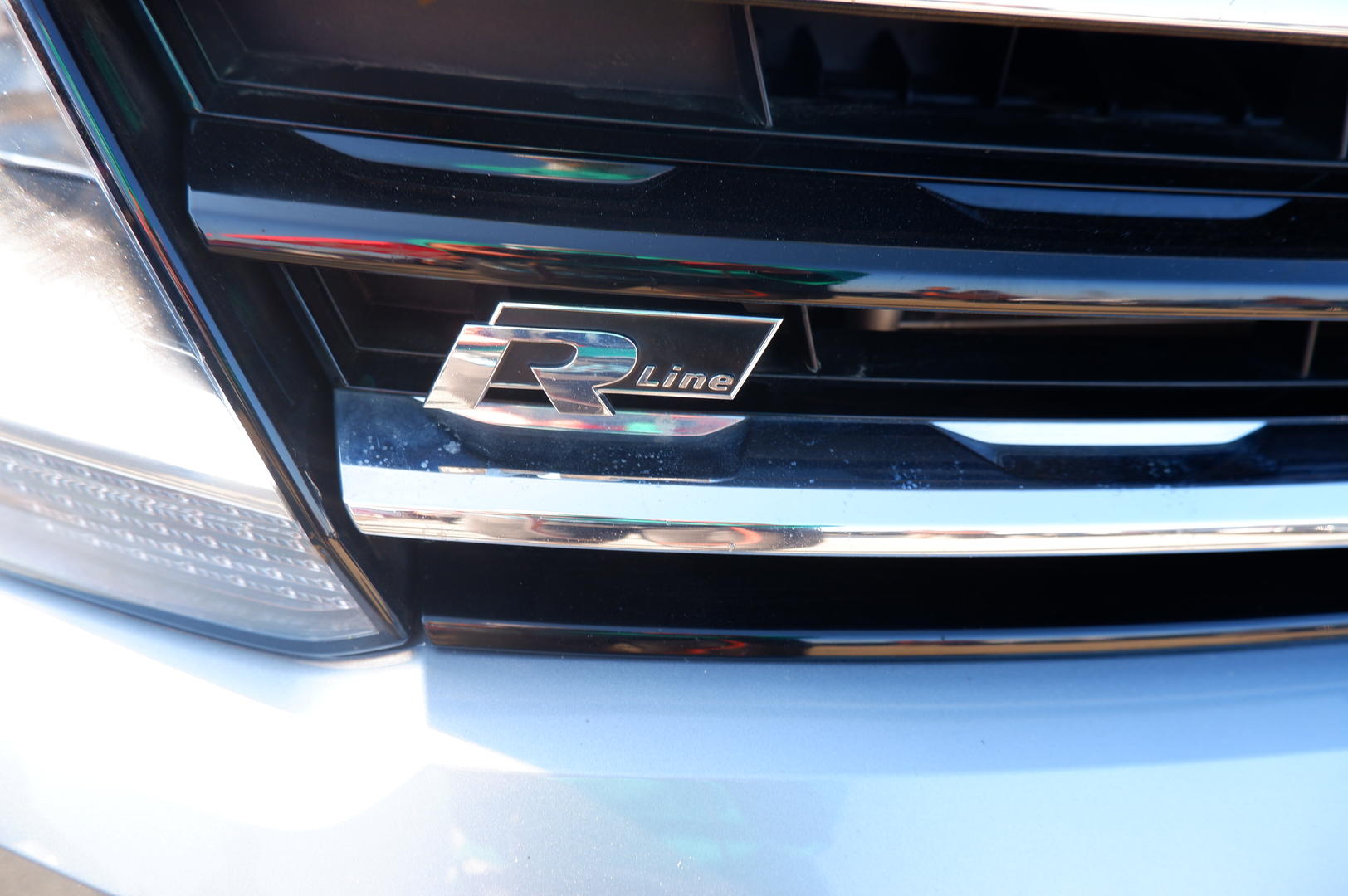 Volkswagen Tiguan 2021 — photo 2