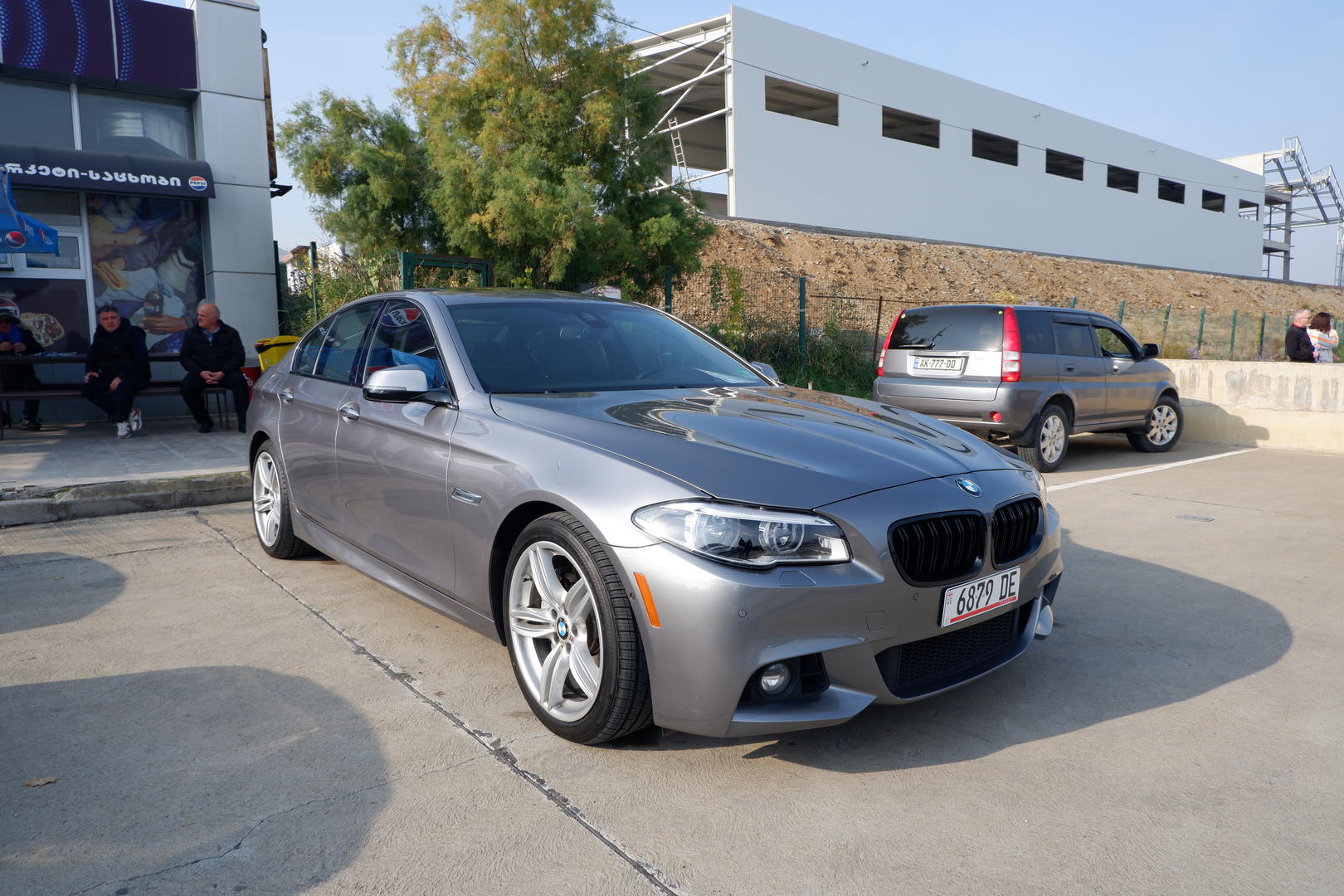 BMW 550 2016 — photo 2
