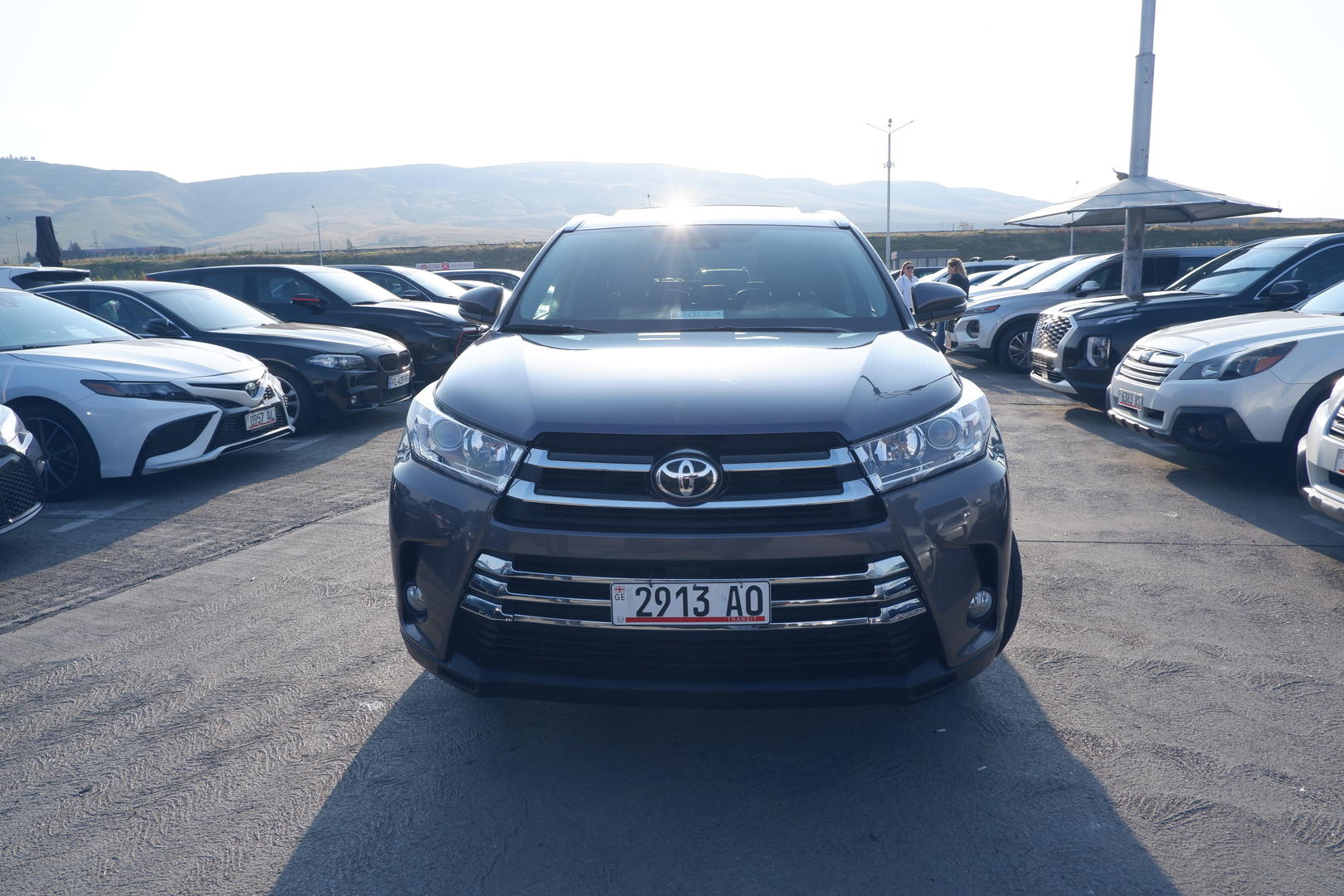 Toyota Highlander 2017 — photo 2