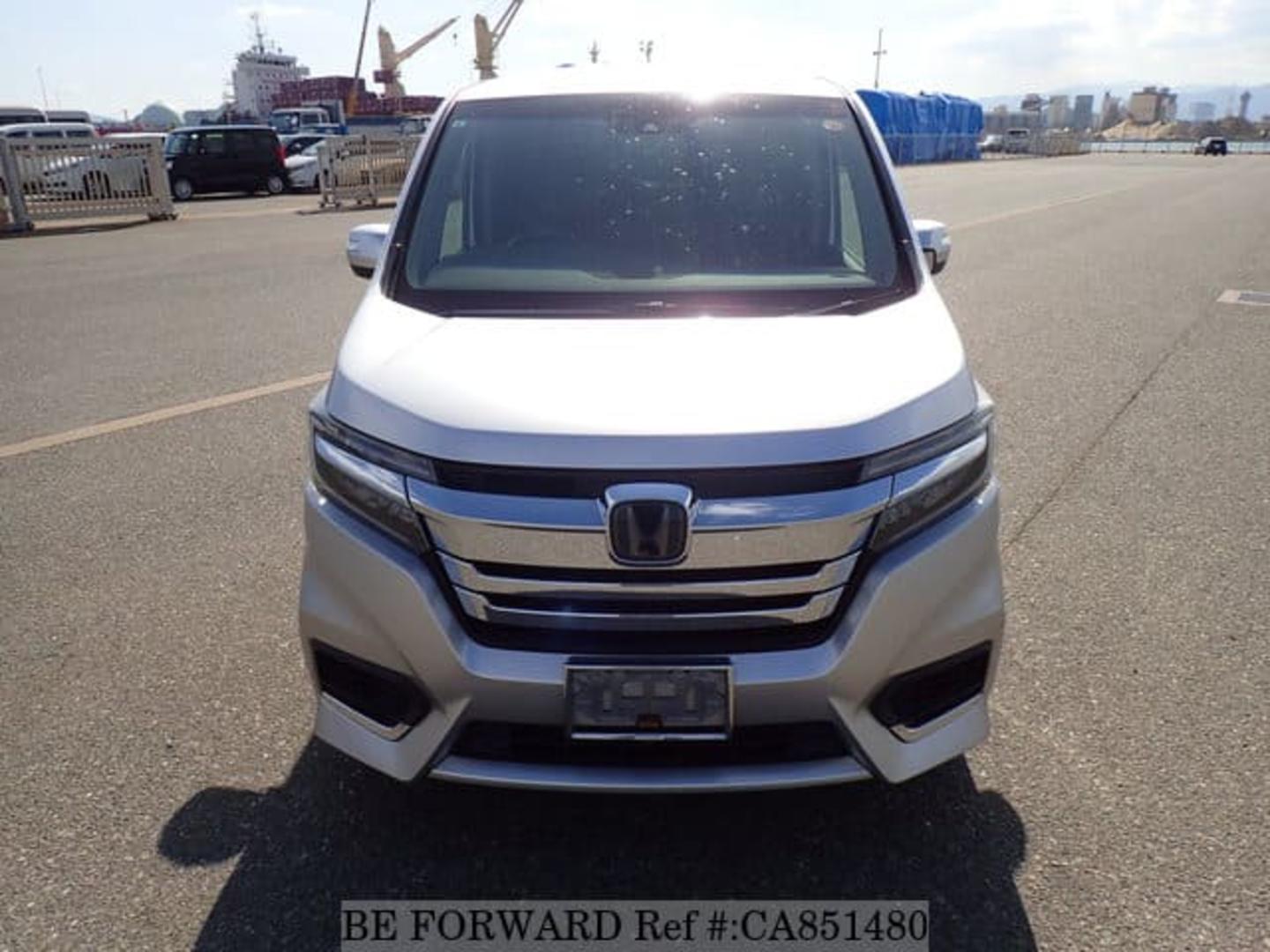 Honda Stepwgn 2019 — photo 2