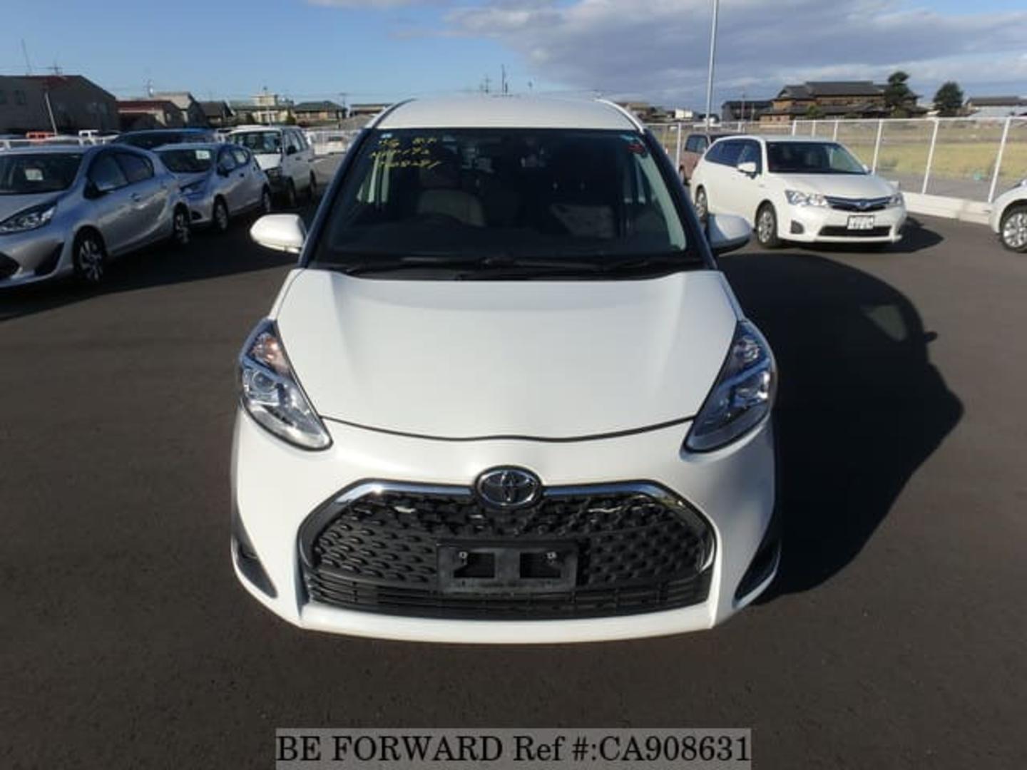 Toyota Sienta 2019 — photo 2
