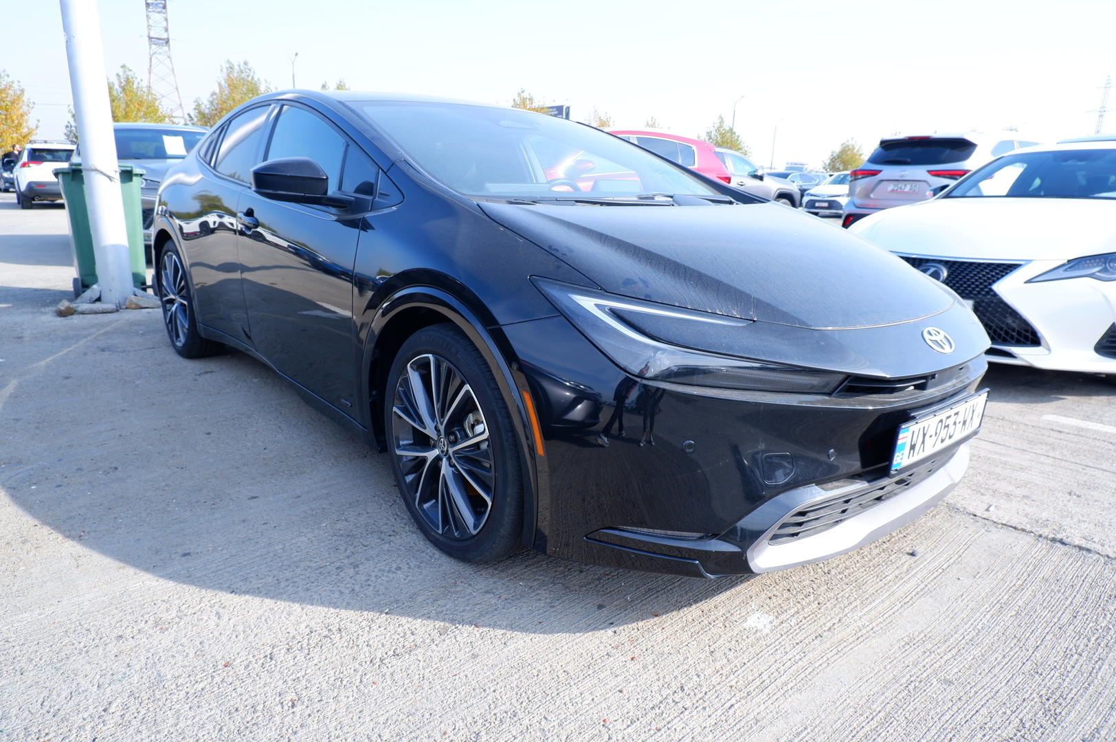 Toyota Prius 2023 — photo 2