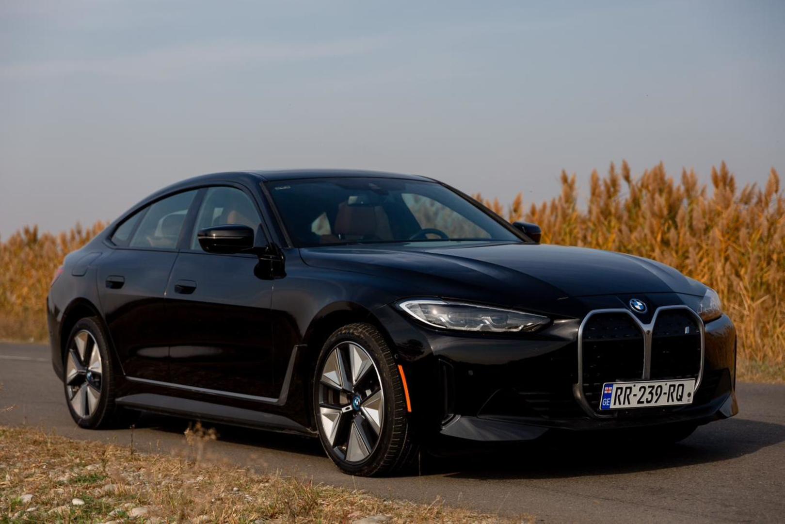 BMW i4 2023 — photo 2