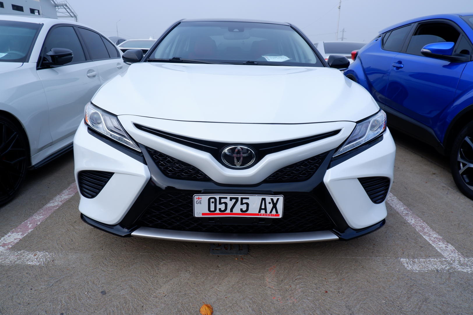 Toyota Camry 2020 — photo 2
