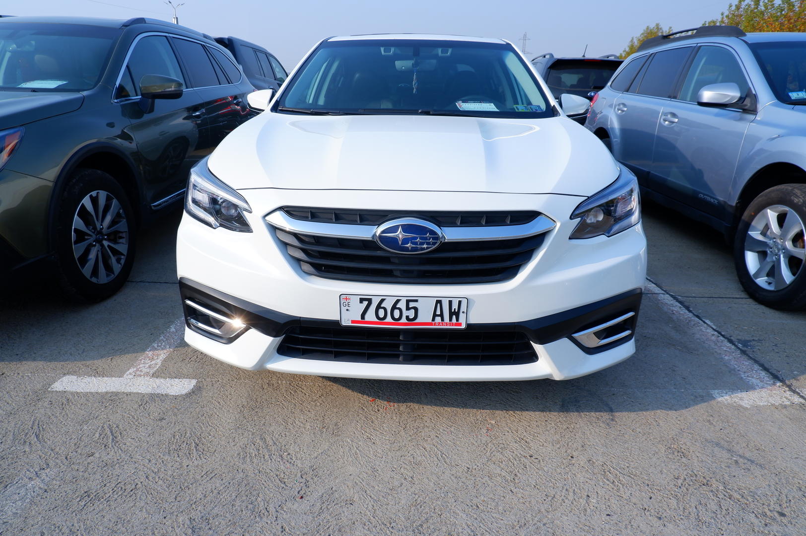 Subaru Legacy 2021 — photo 2
