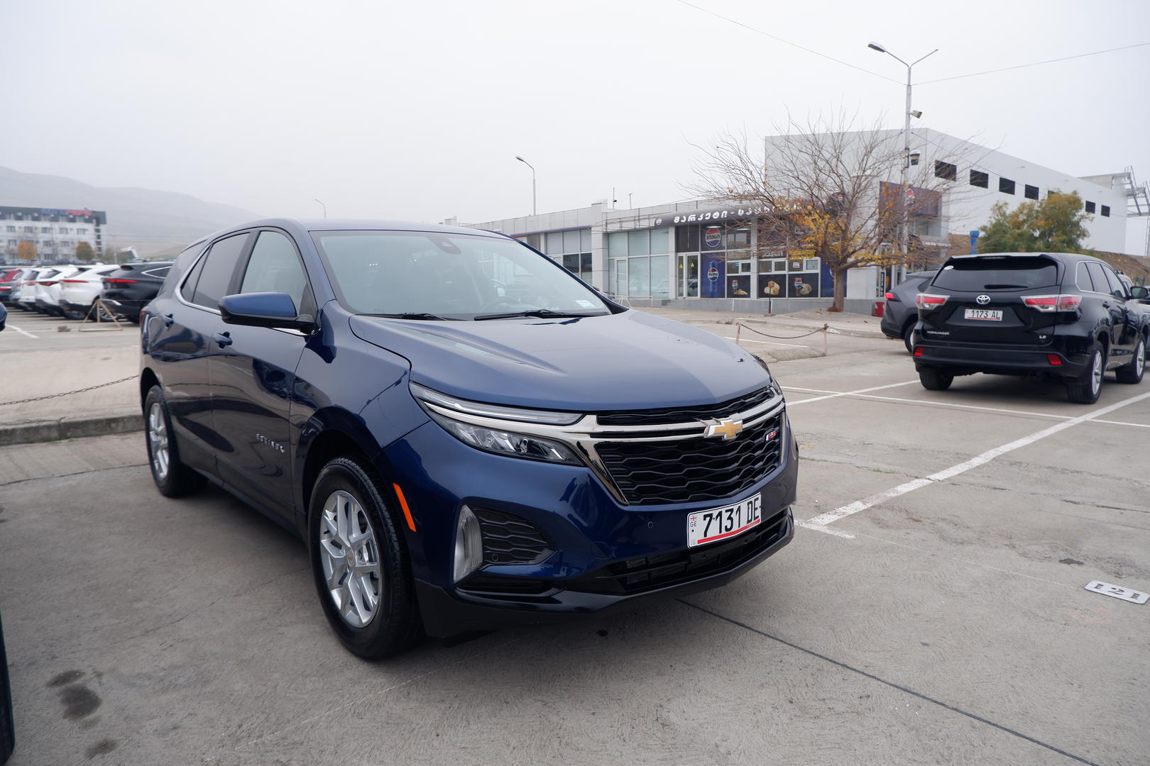 Chevrolet Equinox 2022 — photo 2