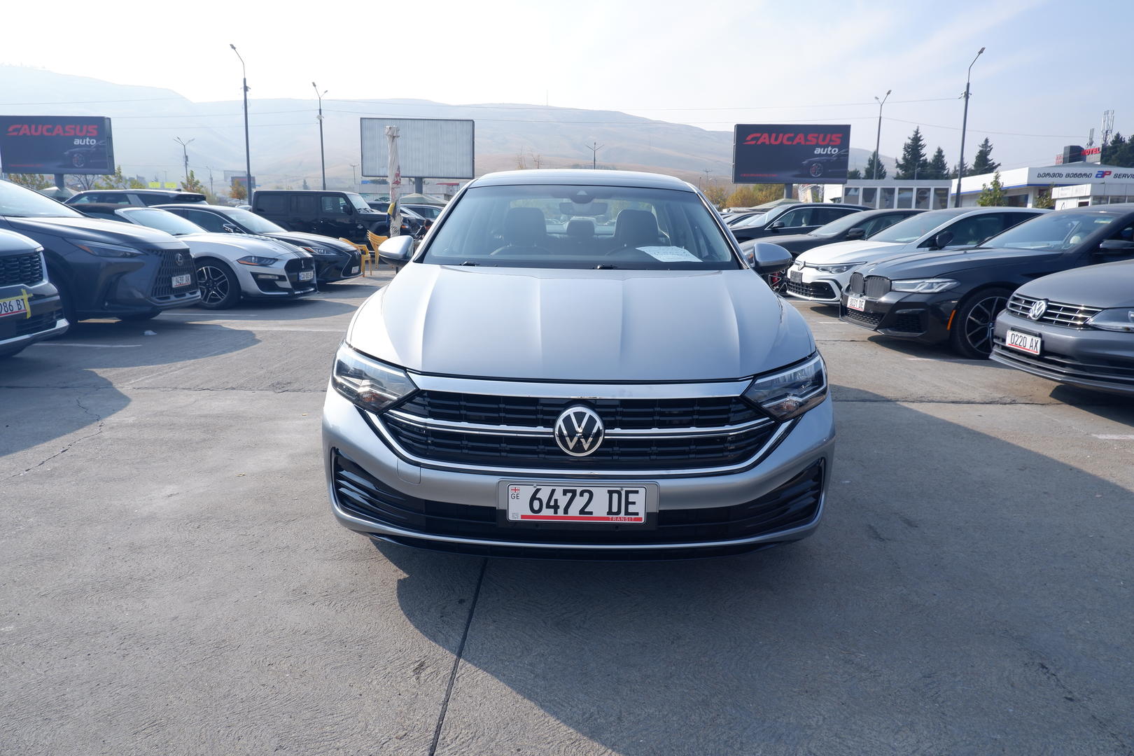 Volkswagen Jetta 2022 — photo 2