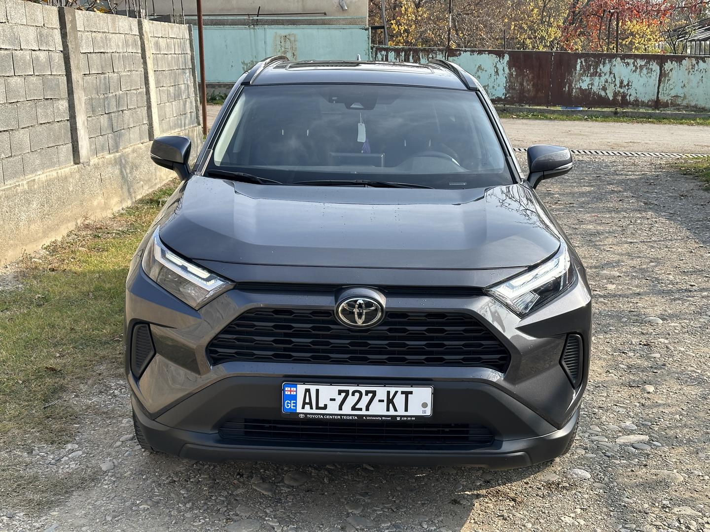 Toyota RAV 4 2023 — photo 2