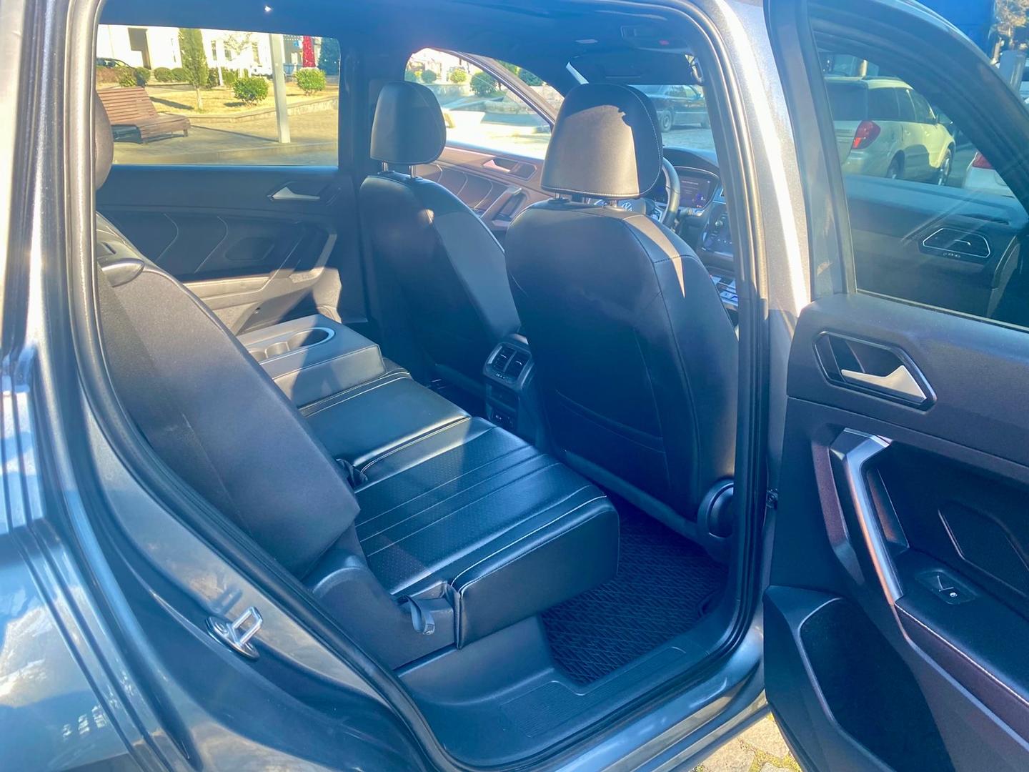 Volkswagen Tiguan 2022 — photo 2