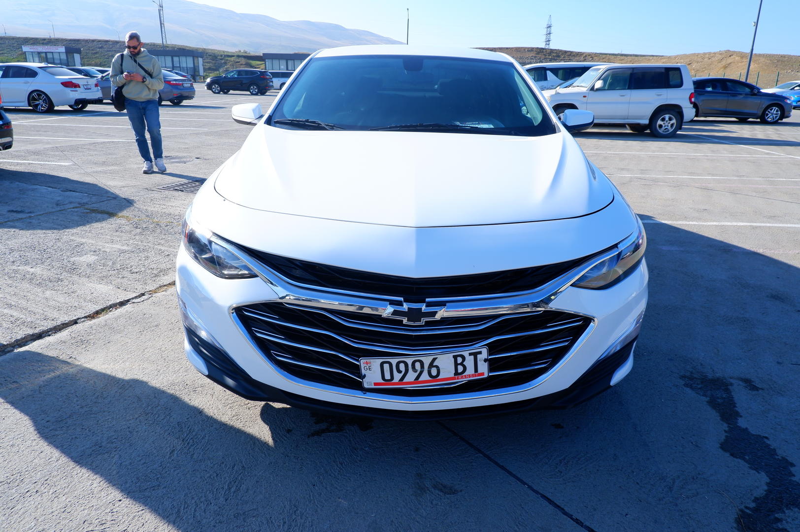 Chevrolet Malibu 2021 — photo 2