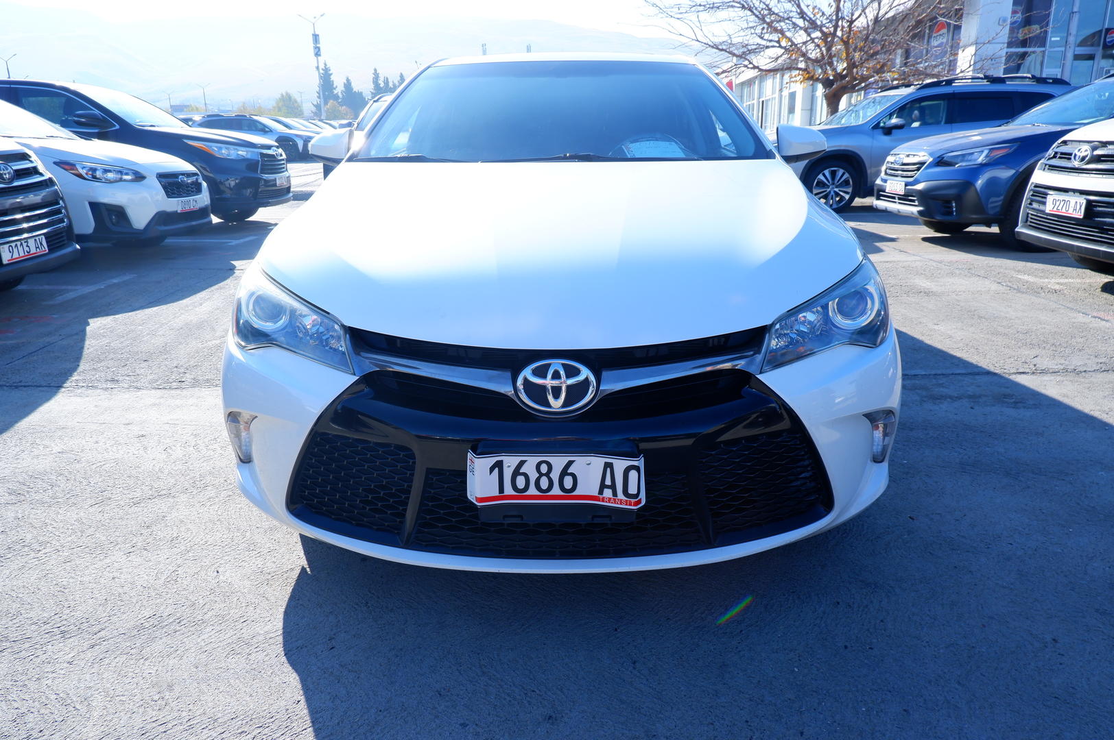 Toyota Camry 2016 — photo 2