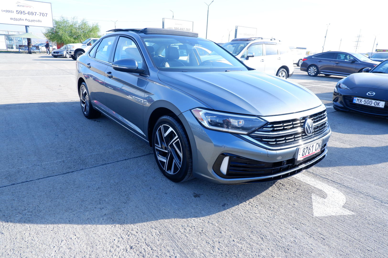 Volkswagen Jetta 2022 — photo 2