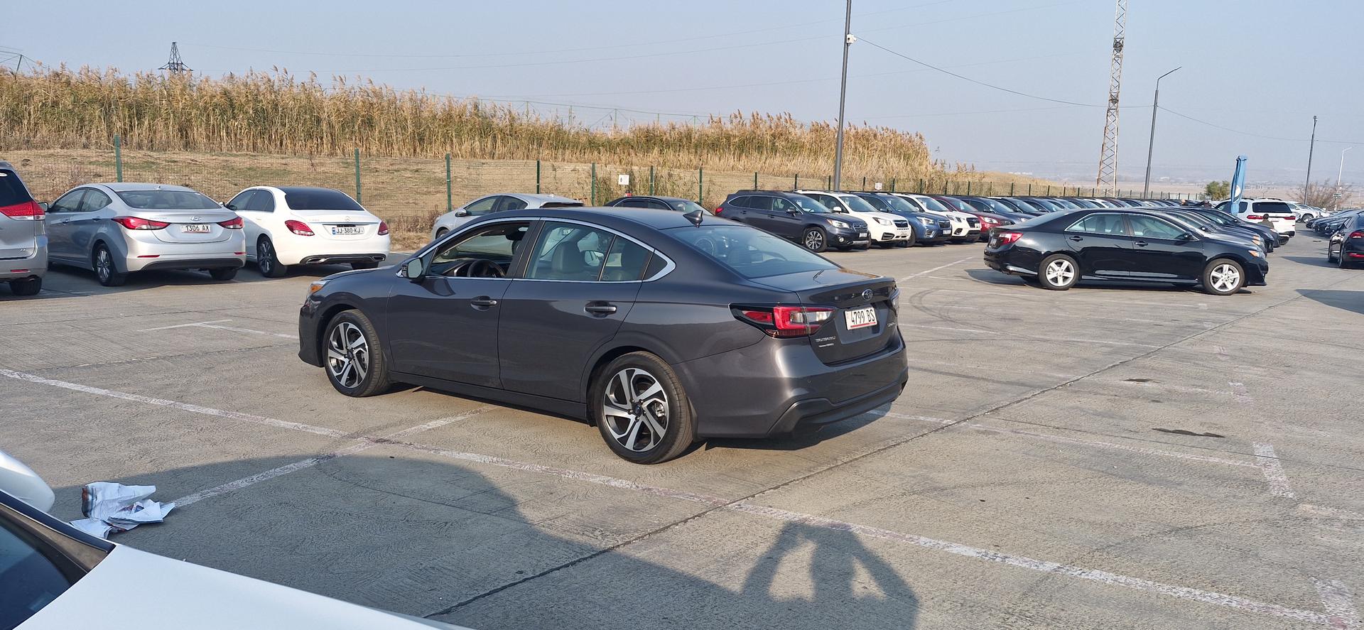 Subaru Legacy 2019 — photo 2