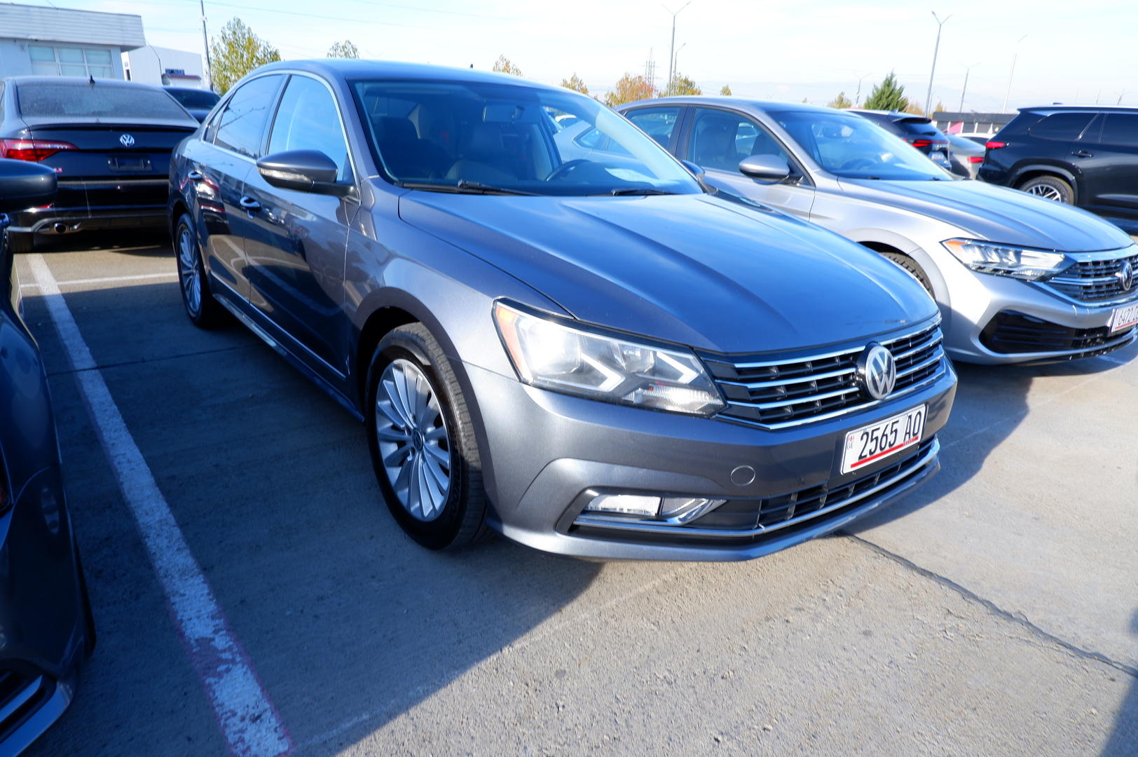 Volkswagen Passat 2016 — photo 2