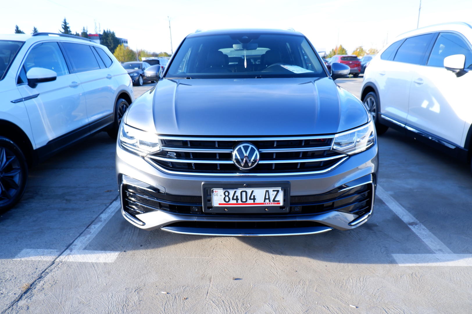 Volkswagen Tiguan 2021 — photo 2