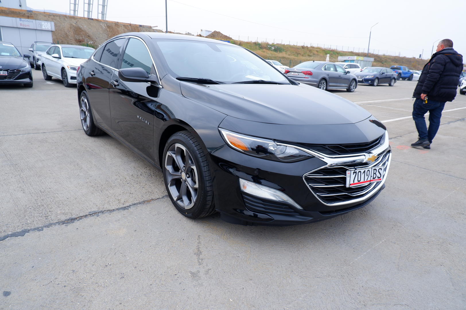 Chevrolet Malibu 2022 — photo 2