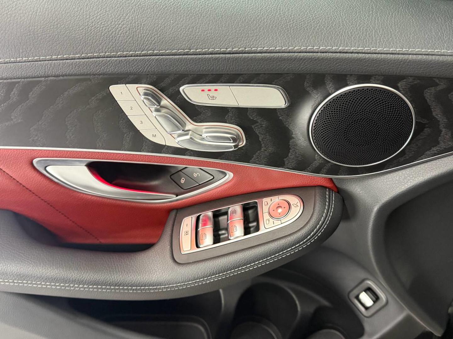 Mercedes-Benz GLC 43 AMG 2021 — photo 2