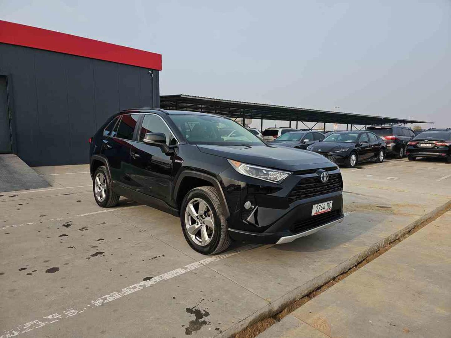Toyota RAV 4 2021 — photo 2