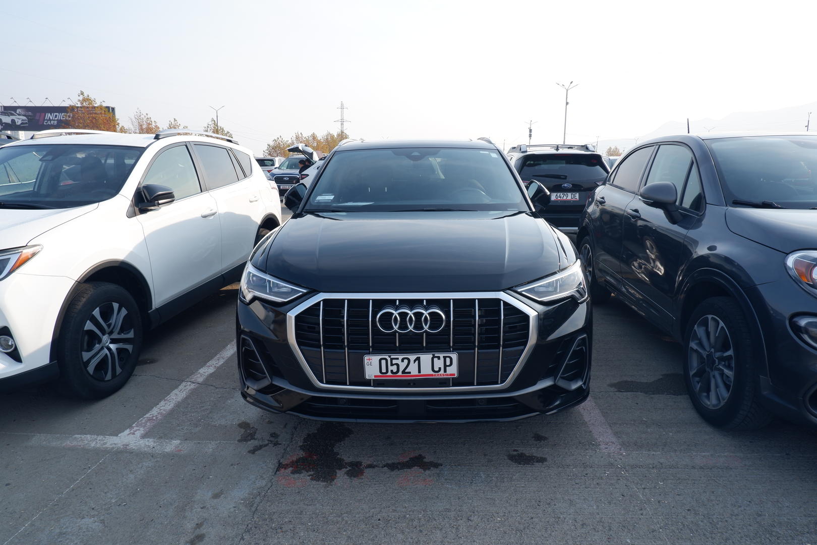 Audi Q3 2022 — photo 2