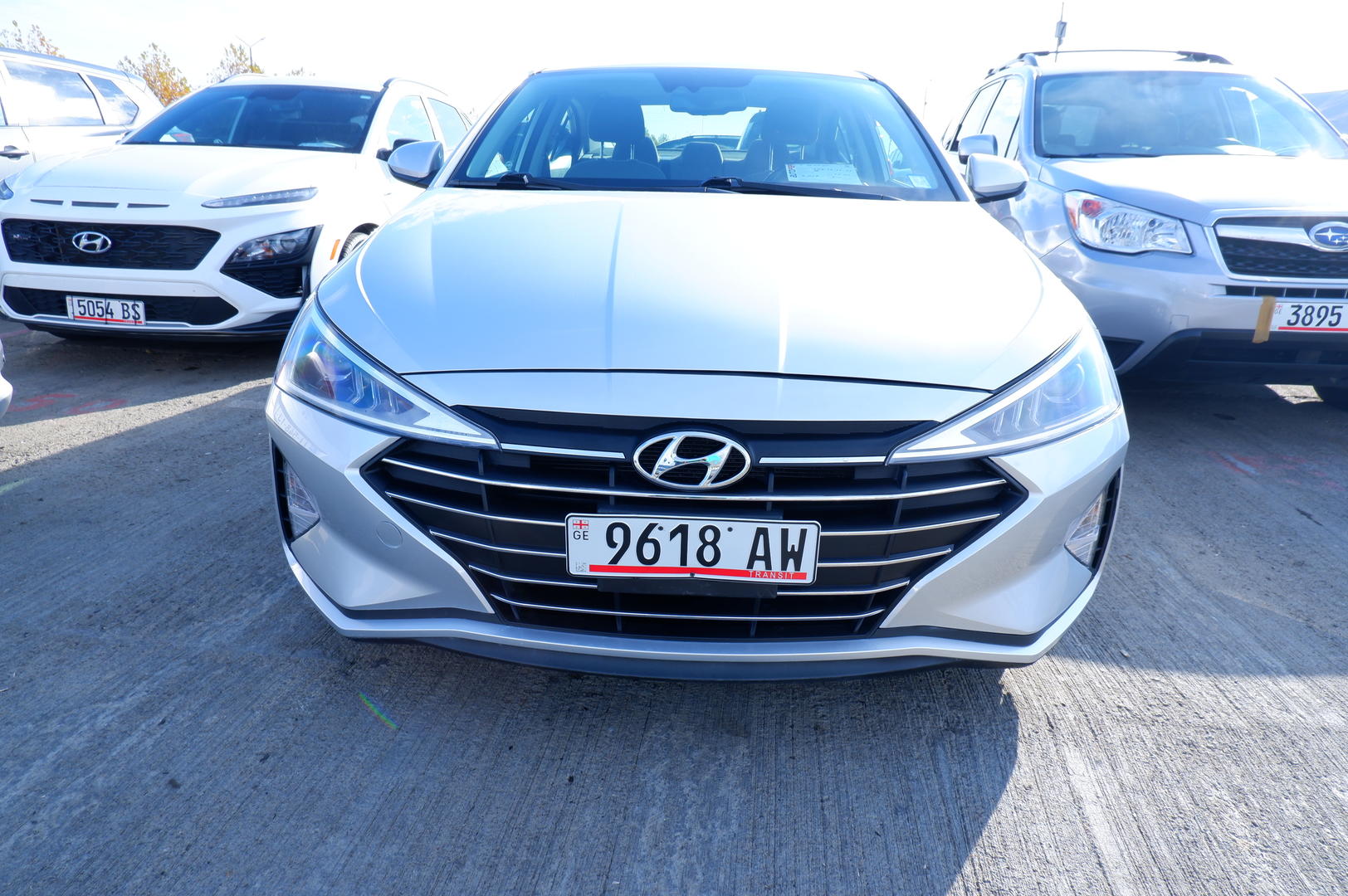 Hyundai Elantra 2018 — photo 2