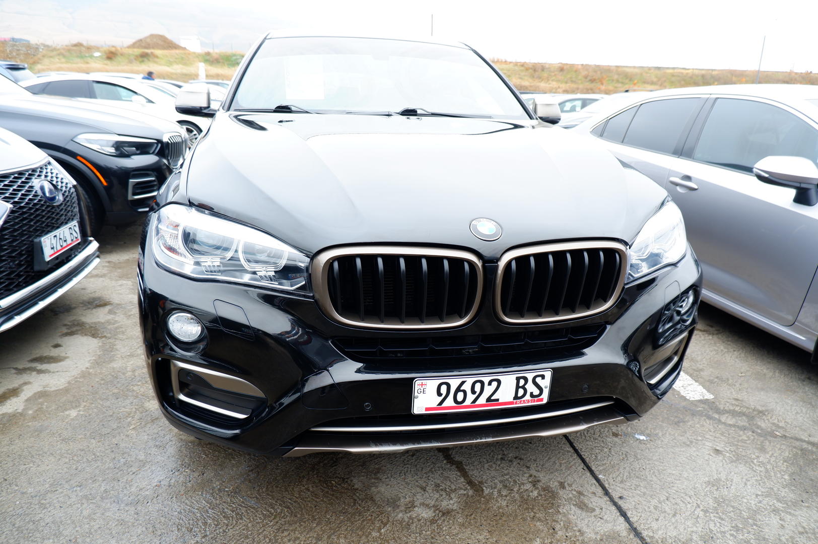 BMW X6 2017 — photo 2