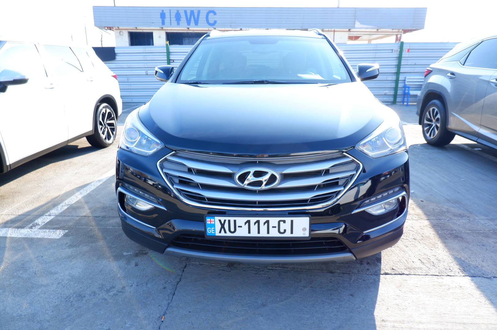 Hyundai Santa Fe 2018 — photo 2