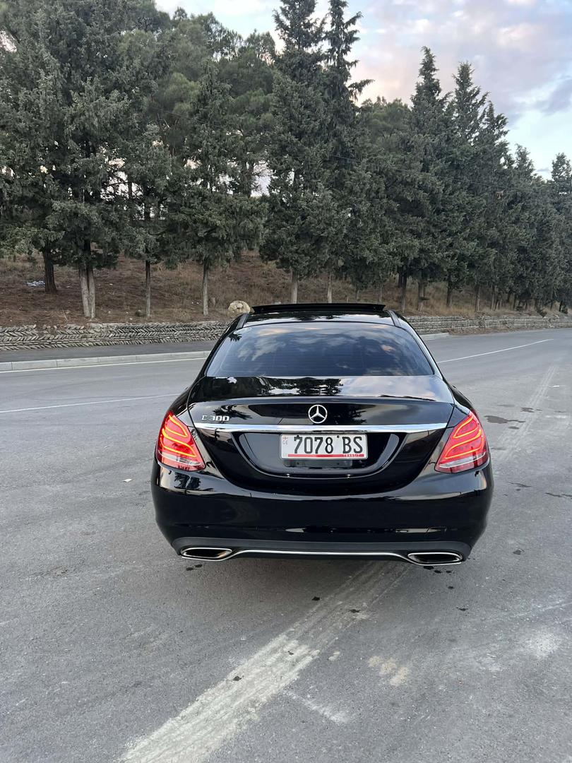 Mercedes-Benz C 300 2015 — photo 2