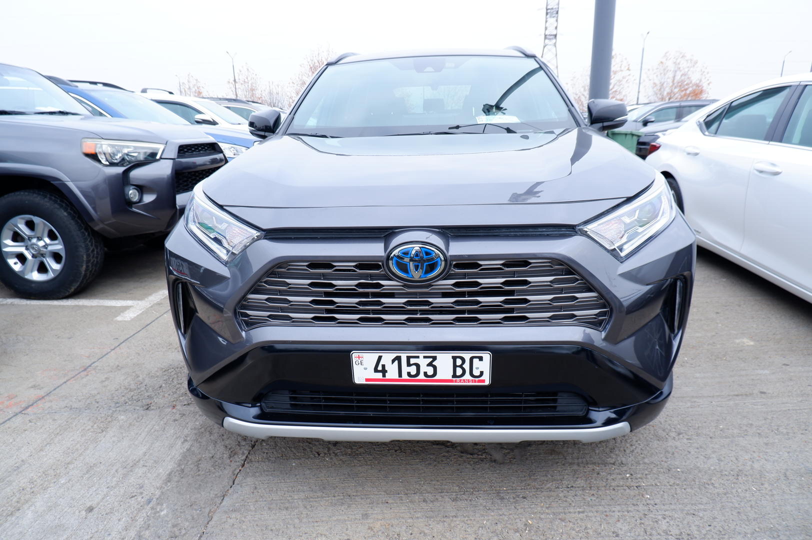 Toyota RAV4 2021 — photo 2