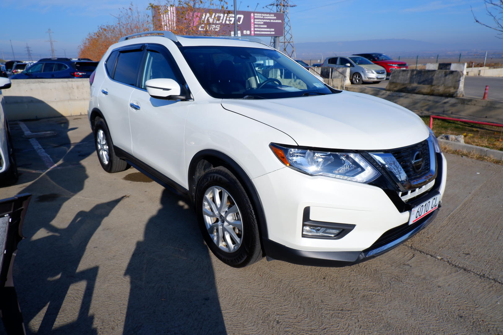 Nissan Rogue 2019 — photo 2