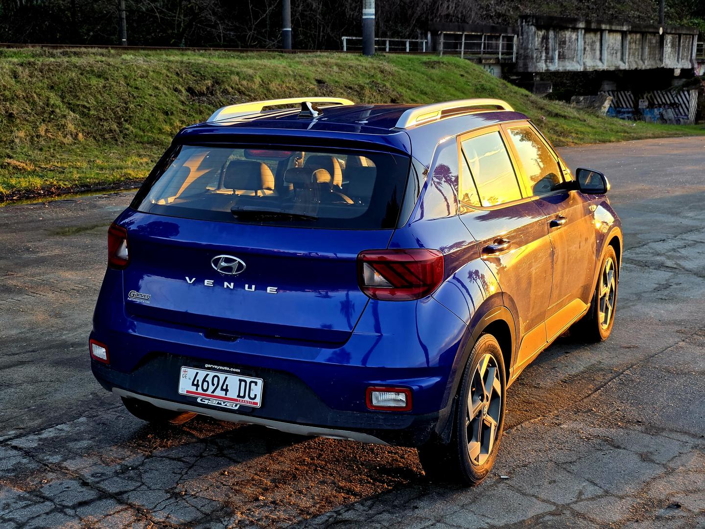 Hyundai Venue 2022 — photo 2