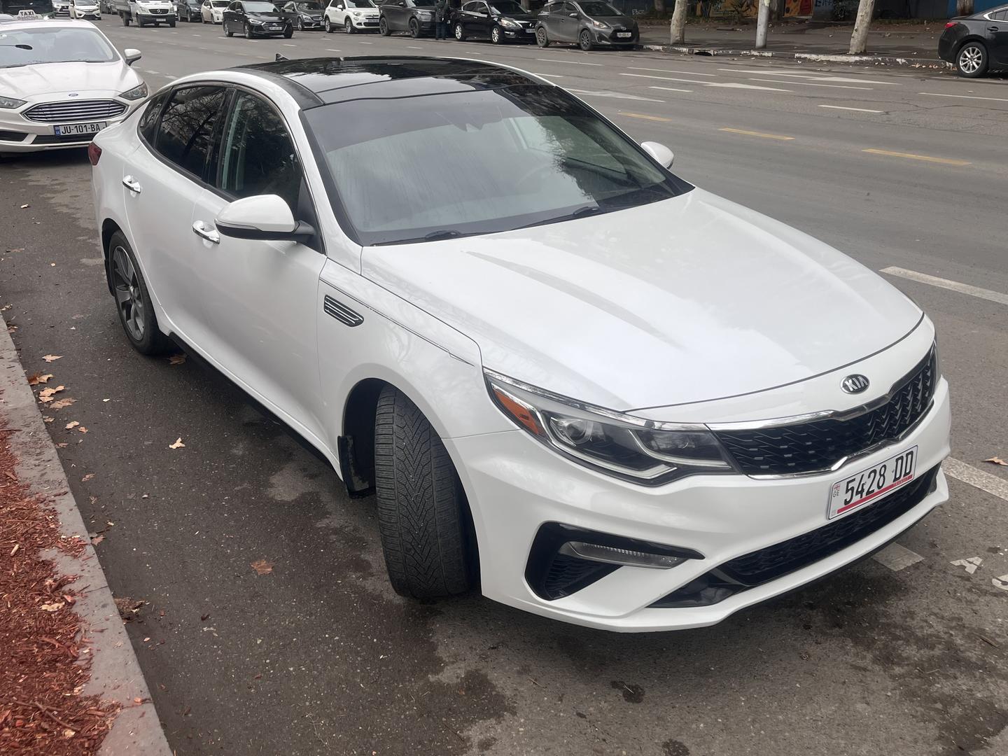 Kia Optima 2018 — photo 2