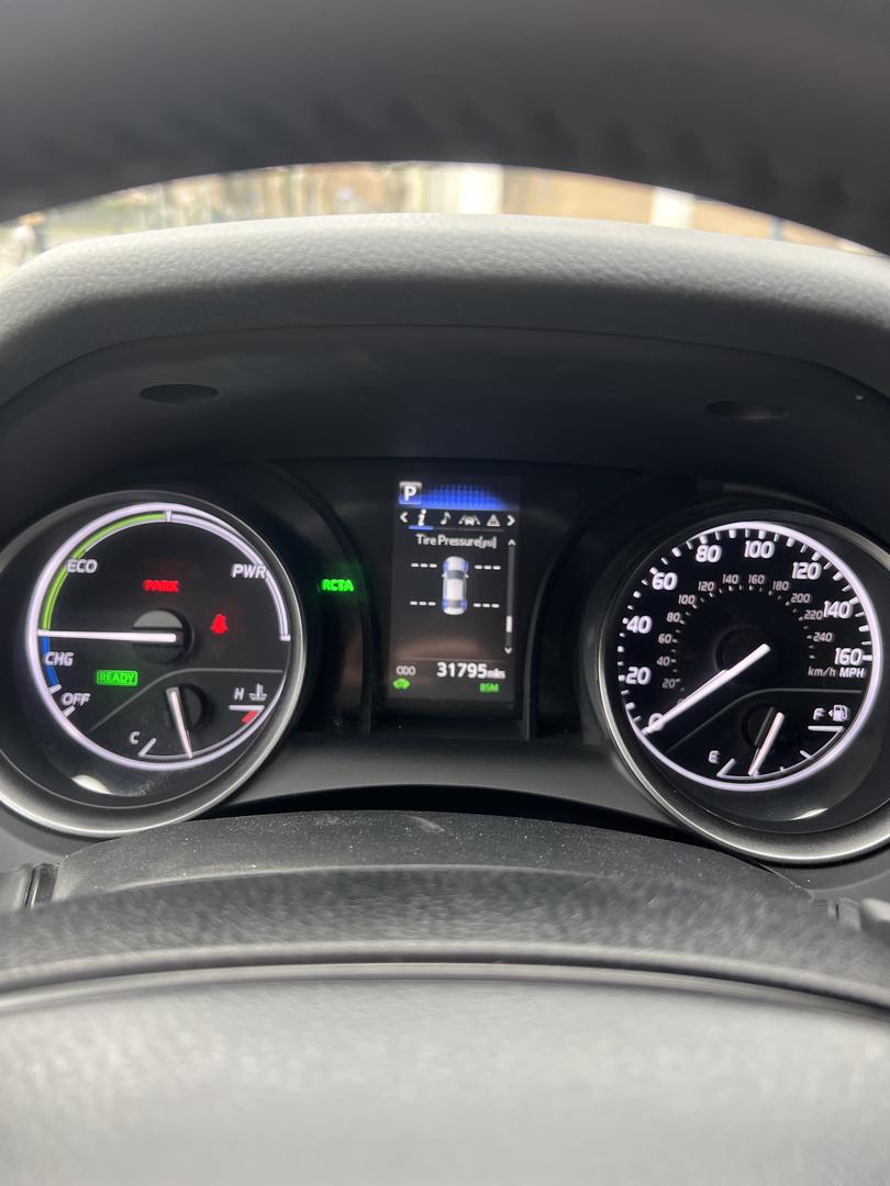 Toyota Camry 2024 — photo 2