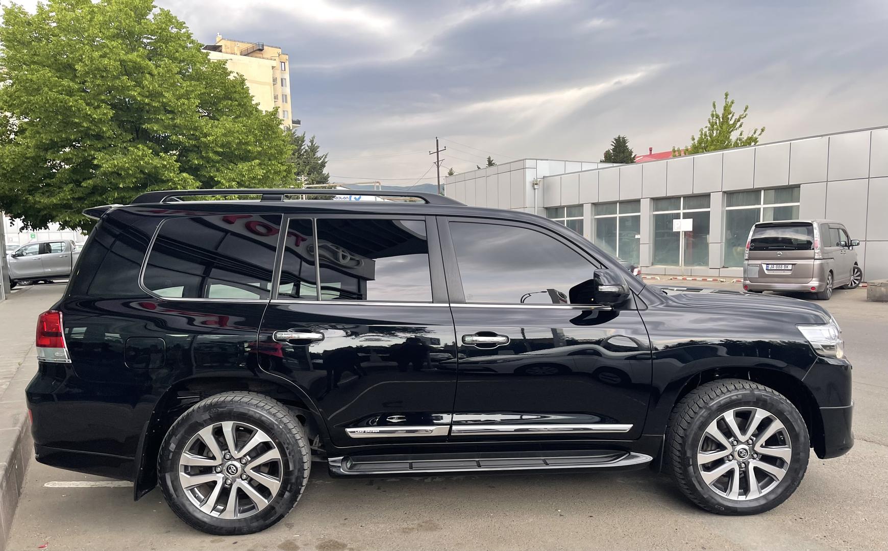 Toyota Land Cruiser 200 2019 — photo 2