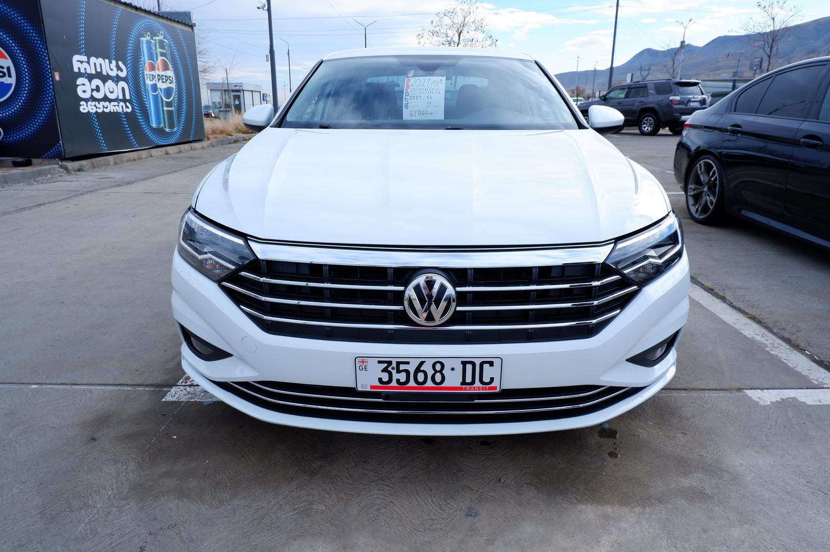 Volkswagen Jetta 2021 — photo 2
