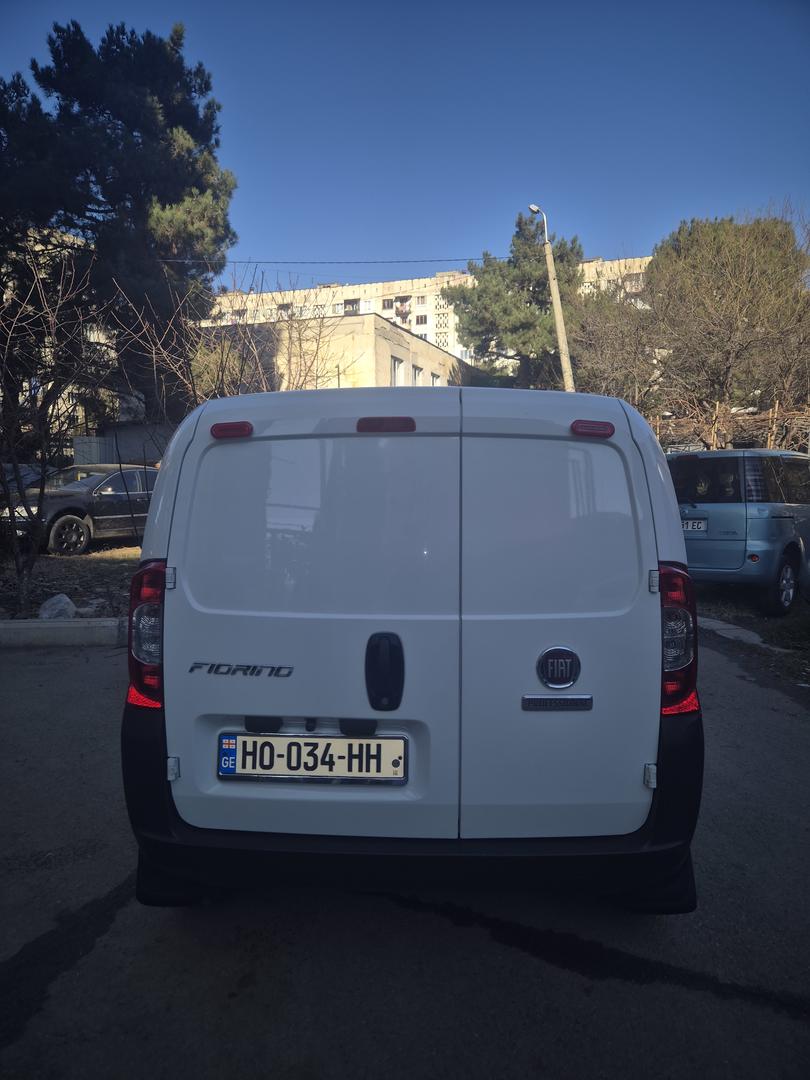 Fiat Fiorino 2023 — photo 2