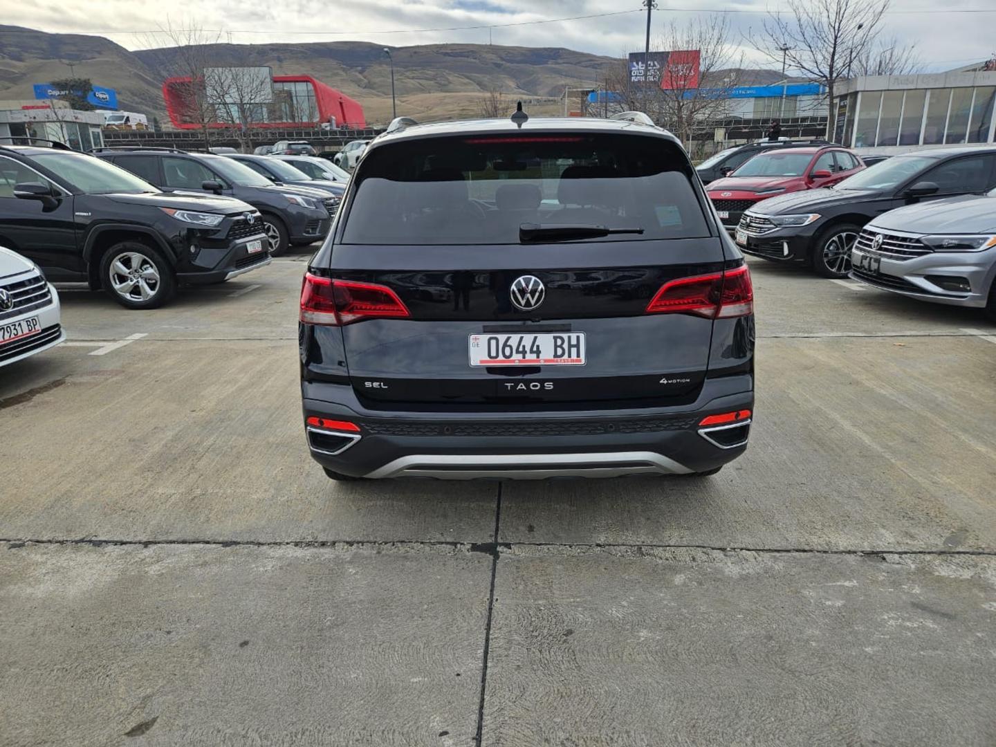 Volkswagen Taos 2022 — photo 2
