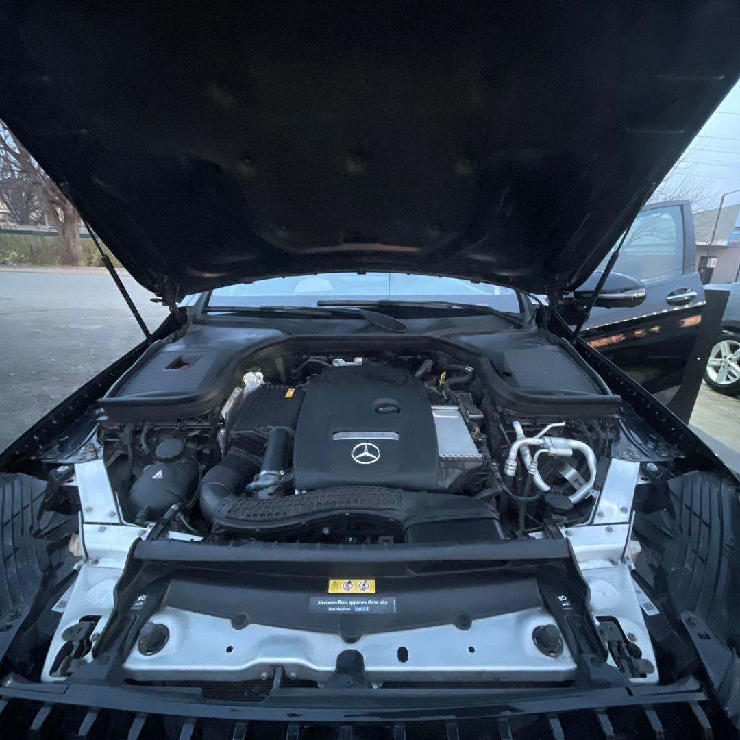 Mercedes-Benz GLC 300 2019 — photo 2