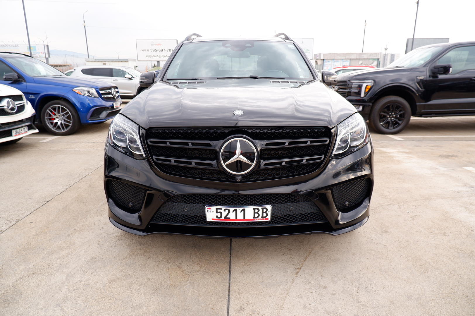 Mercedes-Benz GL 550 2016 — photo 2