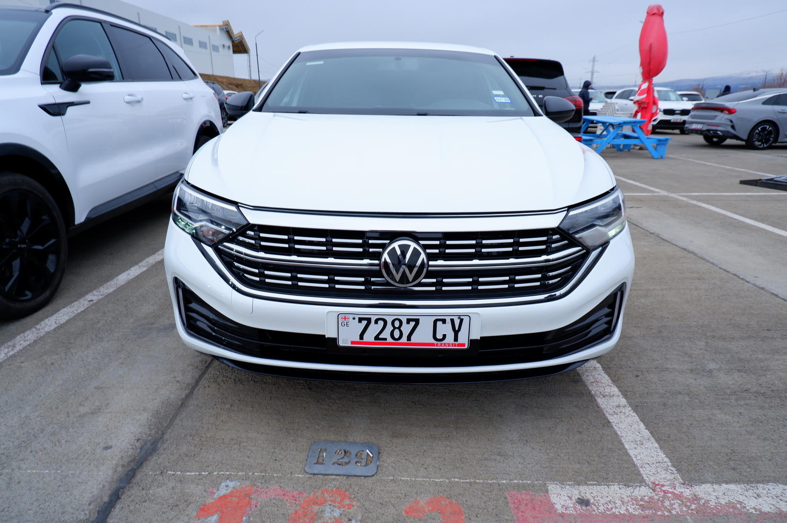 Volkswagen Jetta 2022 — photo 2