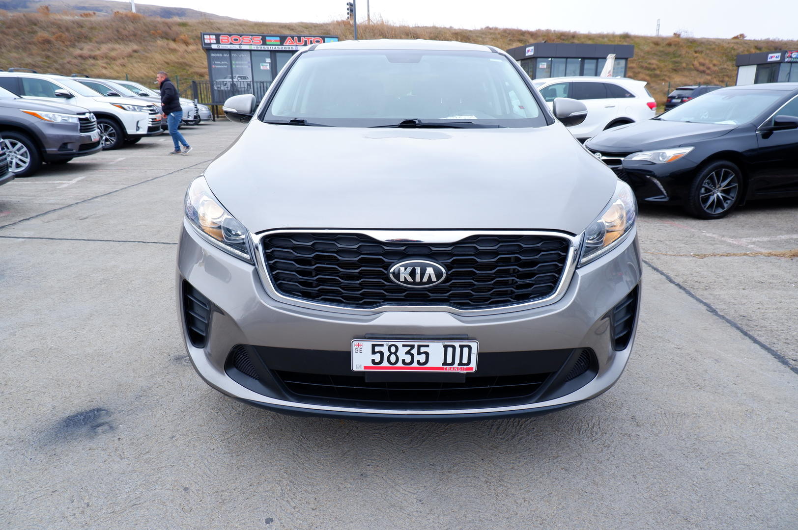 Kia Sorento 2018 — photo 2