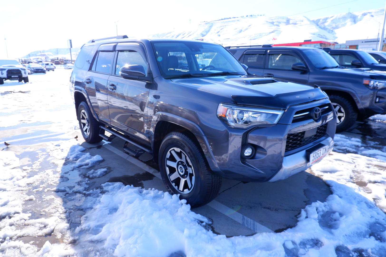 Toyota 4Runner 2022 — photo 2