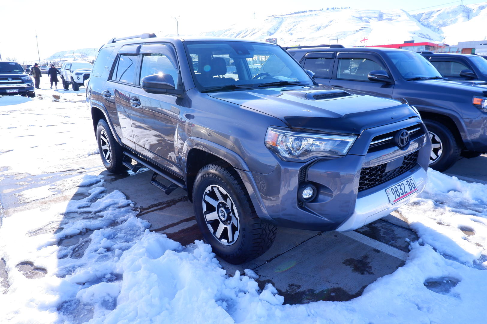 Toyota 4Runner 2021 — photo 2