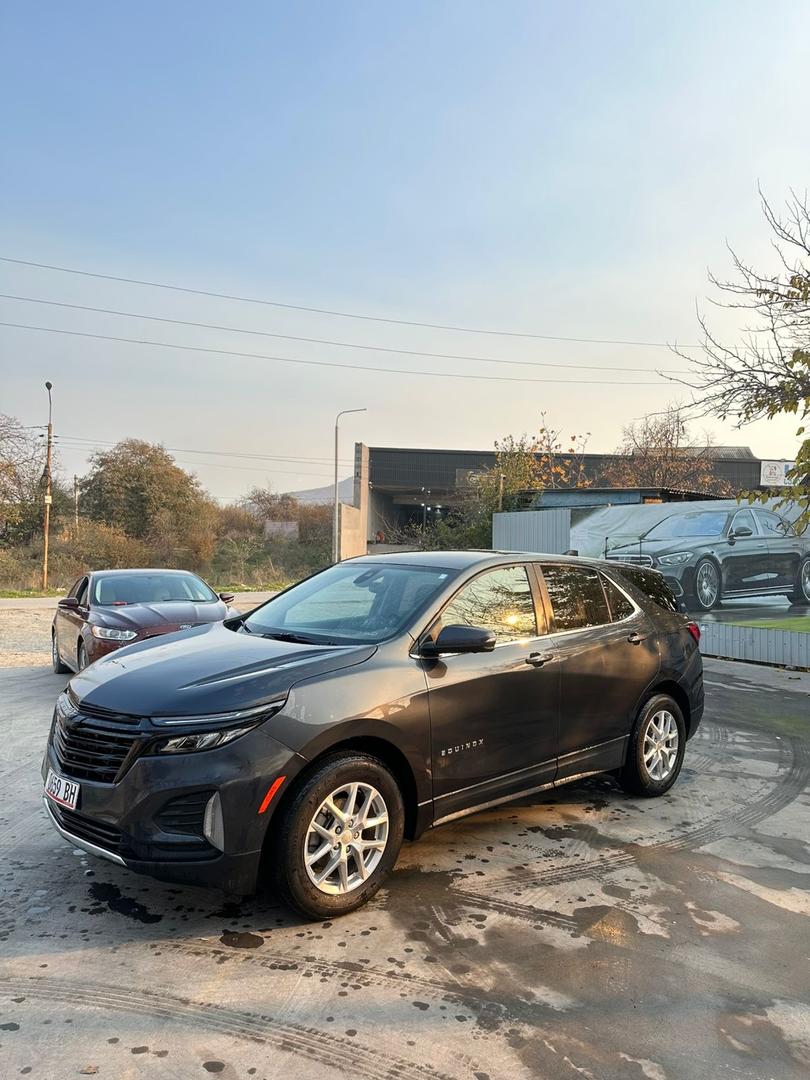 Chevrolet Equinox 2022 — photo 2