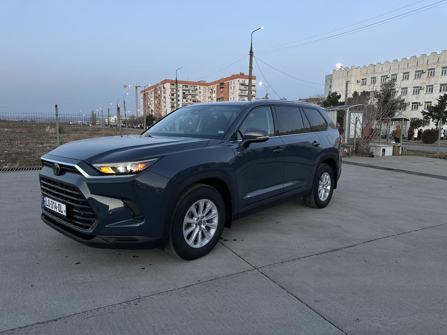 Toyota grand highlander