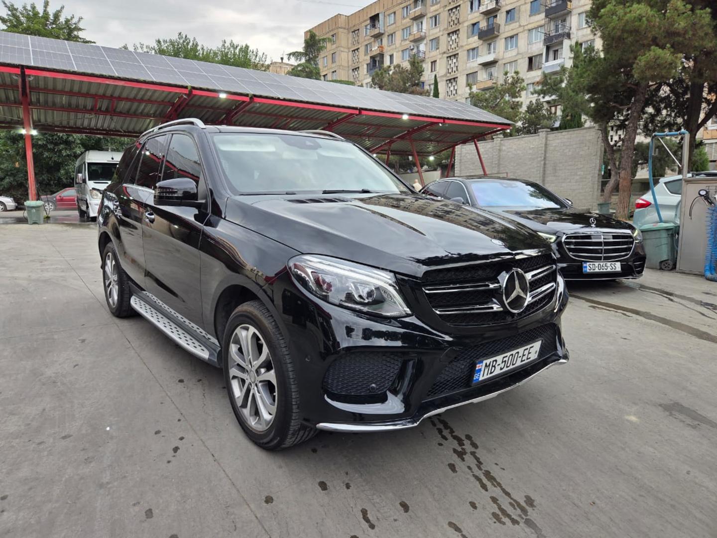 Mercedes-Benz GLE 350 2016 — photo 2