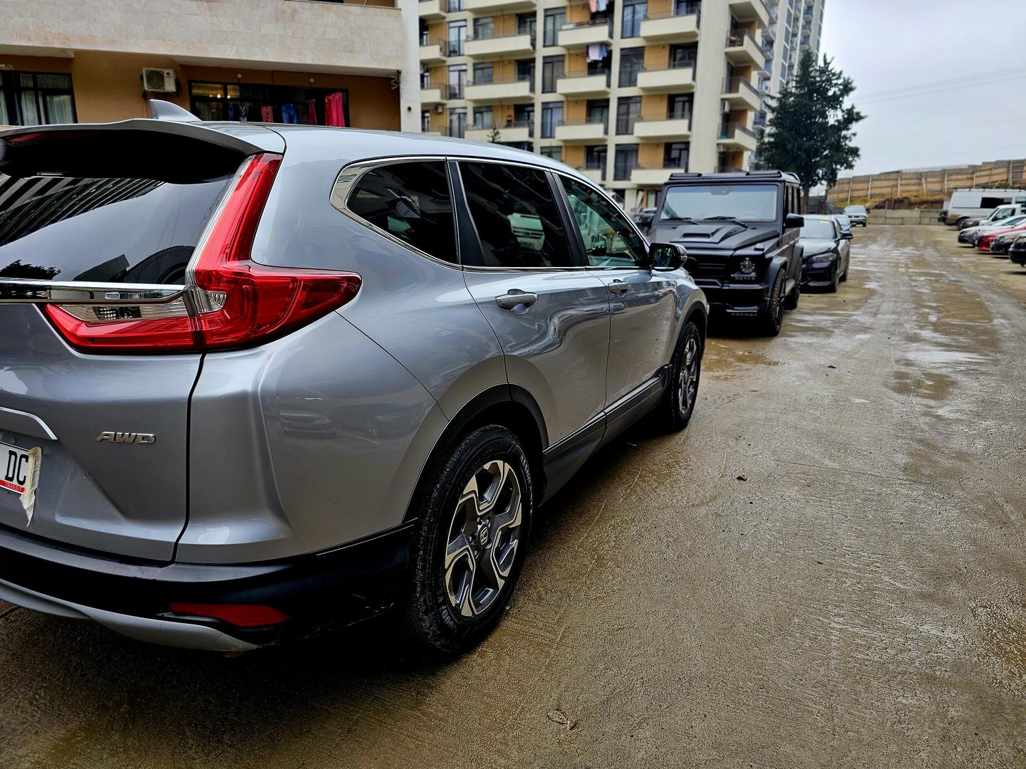 Honda CR-V 2019 — photo 2