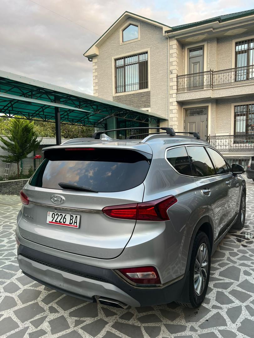 Hyundai Santa Fe 2020 — photo 2