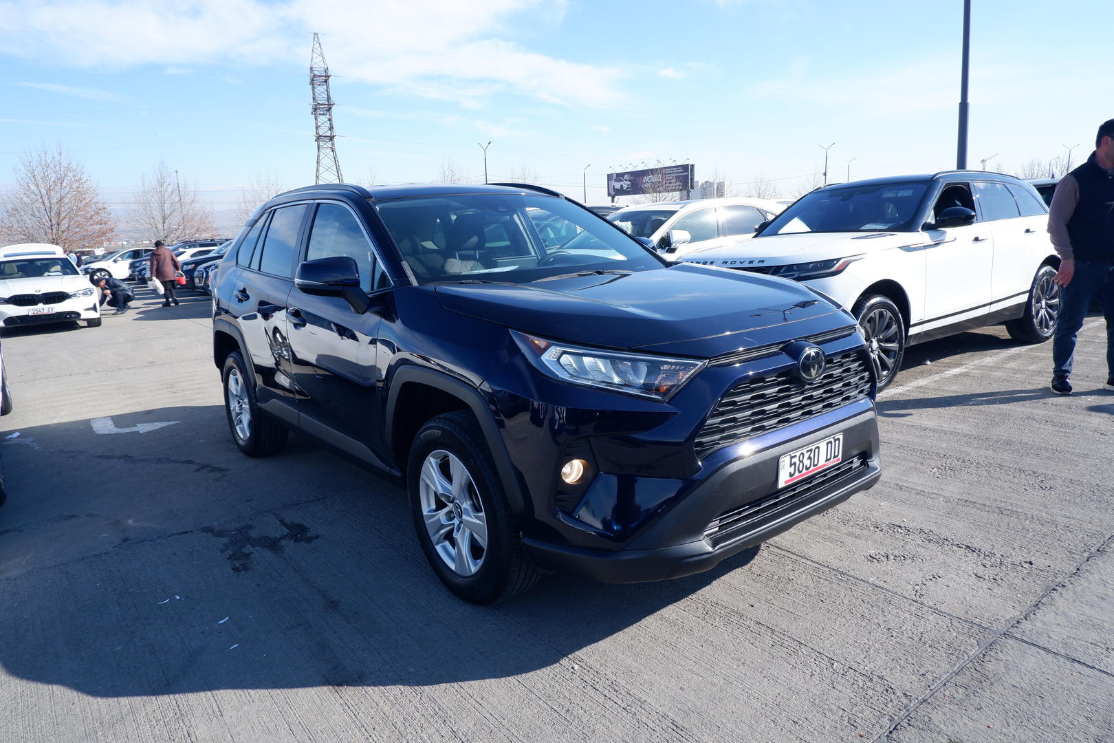 Toyota RAV 4 2020 — photo 2