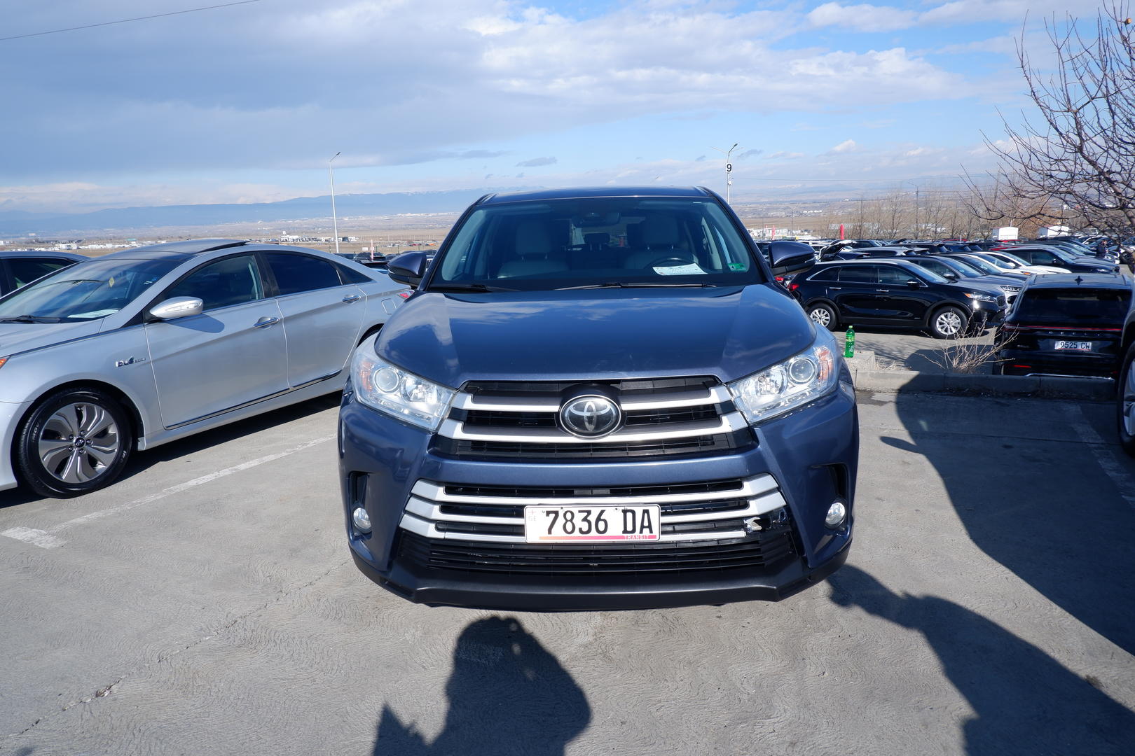 Toyota Highlander 2018 — photo 2