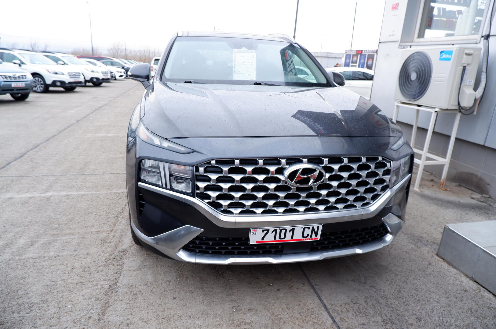 Hyundai Santa Fe 2021 — photo 2